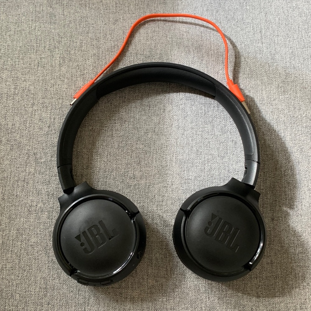 JBL wireless headphones OPENED BUT NEVER USED